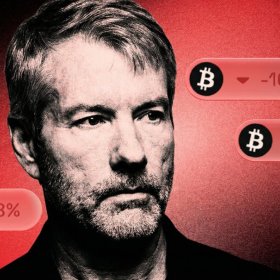 MicroStrategy Preferred Stock Crashes 25% But Arkham Says Not a Crisis for Michael Saylor